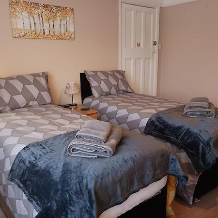 Felpham Guest House - Self Catering Богнор-Регис Экстерьер фото