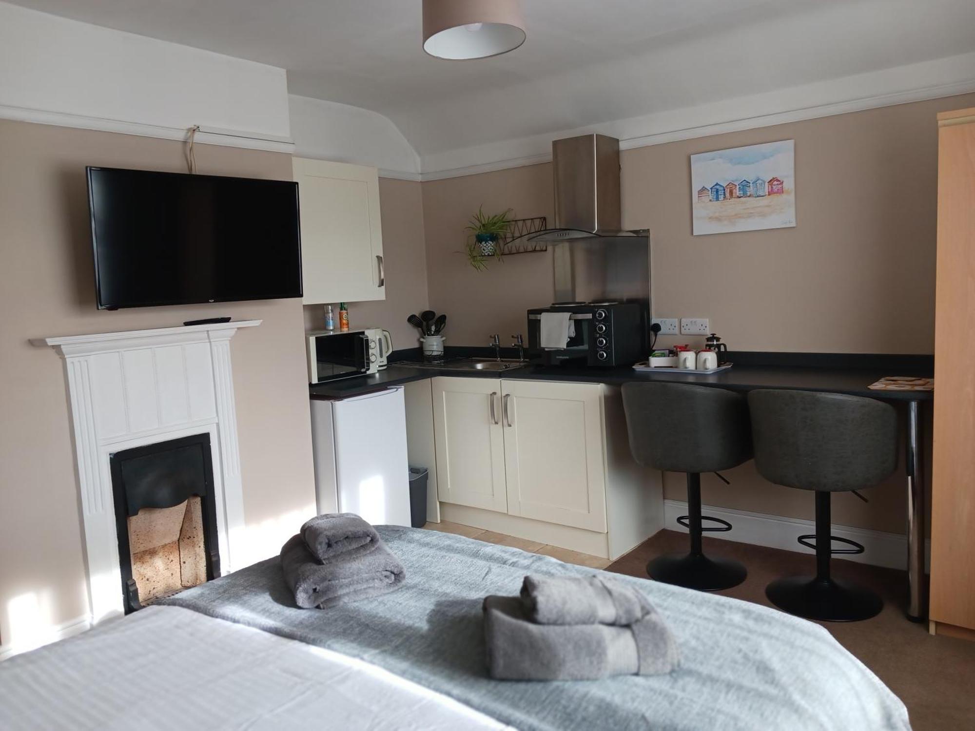 Felpham Guest House - Self Catering Богнор-Регис Экстерьер фото